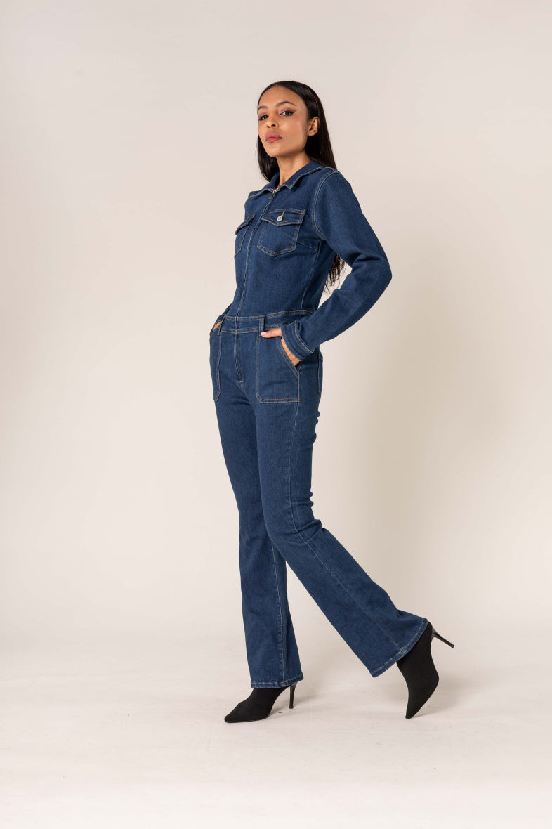 Macacão bootcut de manga comprida
