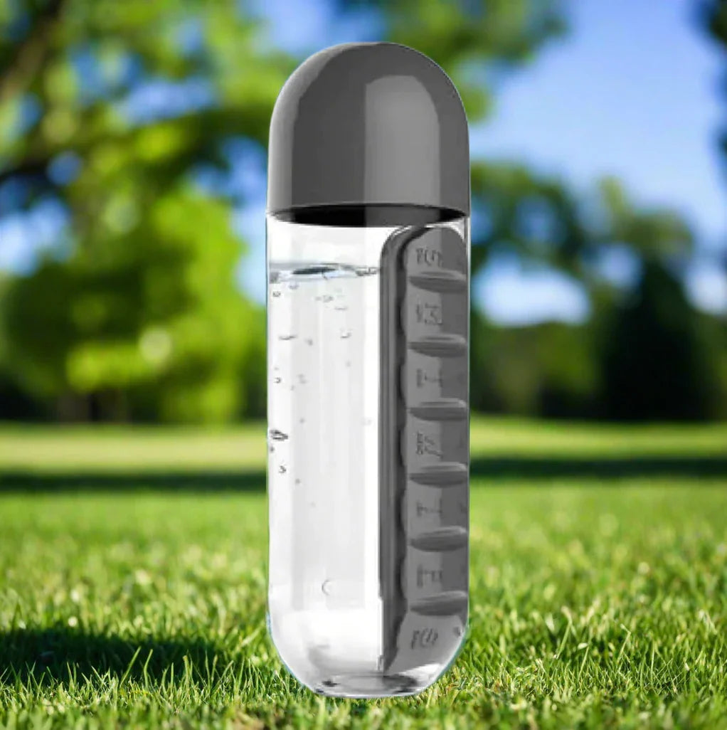 2-in-1 Pill Organizer Water Bottle – 600ml Travel Medicine & Supplement Cup