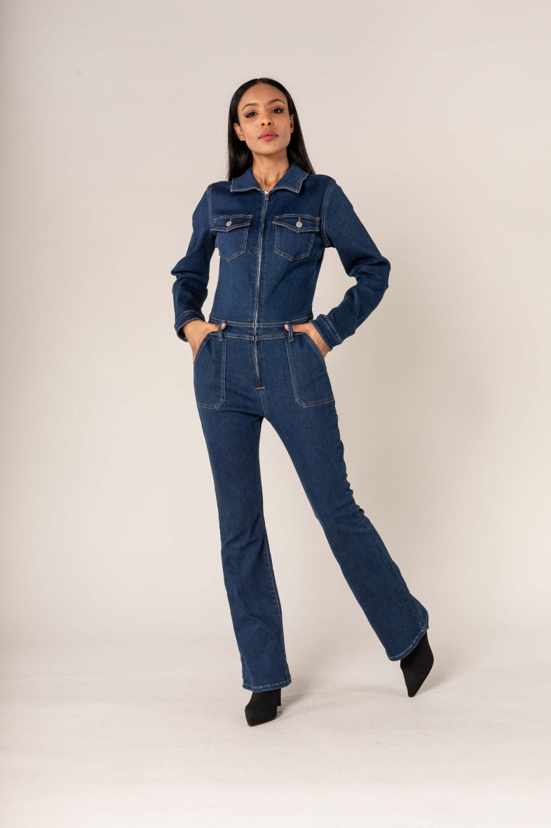 Macacão bootcut de manga comprida